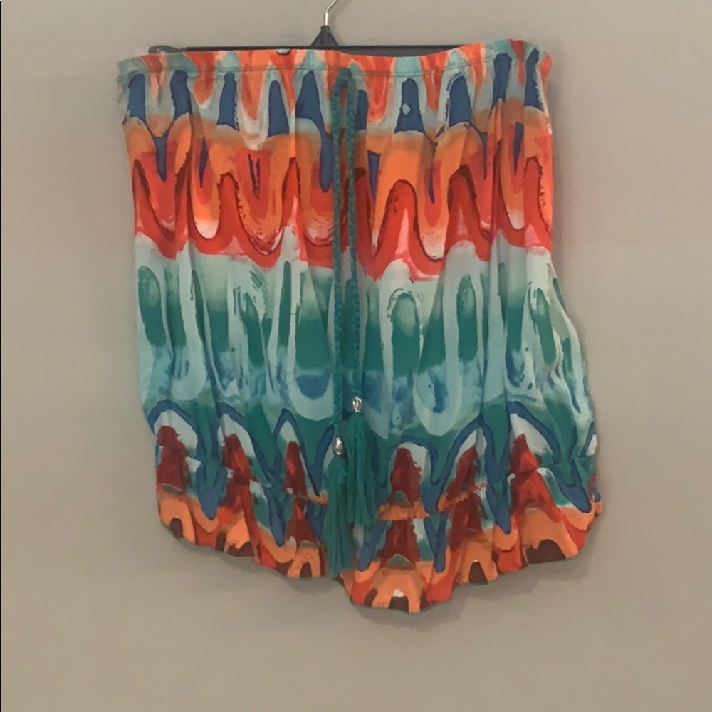 Festive, Colorful top for the Outdoor Patio
